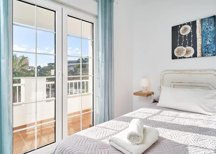 Hotel apartamentowy Apto 5 Almoraide 3*